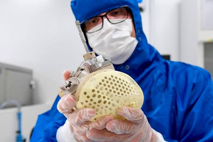 French Firm Makes the First Sale Of Artificial Hearts.