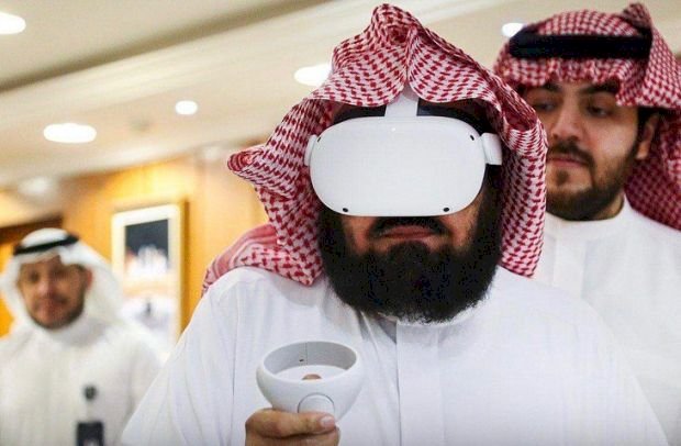 Saudi Arabia launches VR for maximum pilgrims to experience Hajar al Aswad